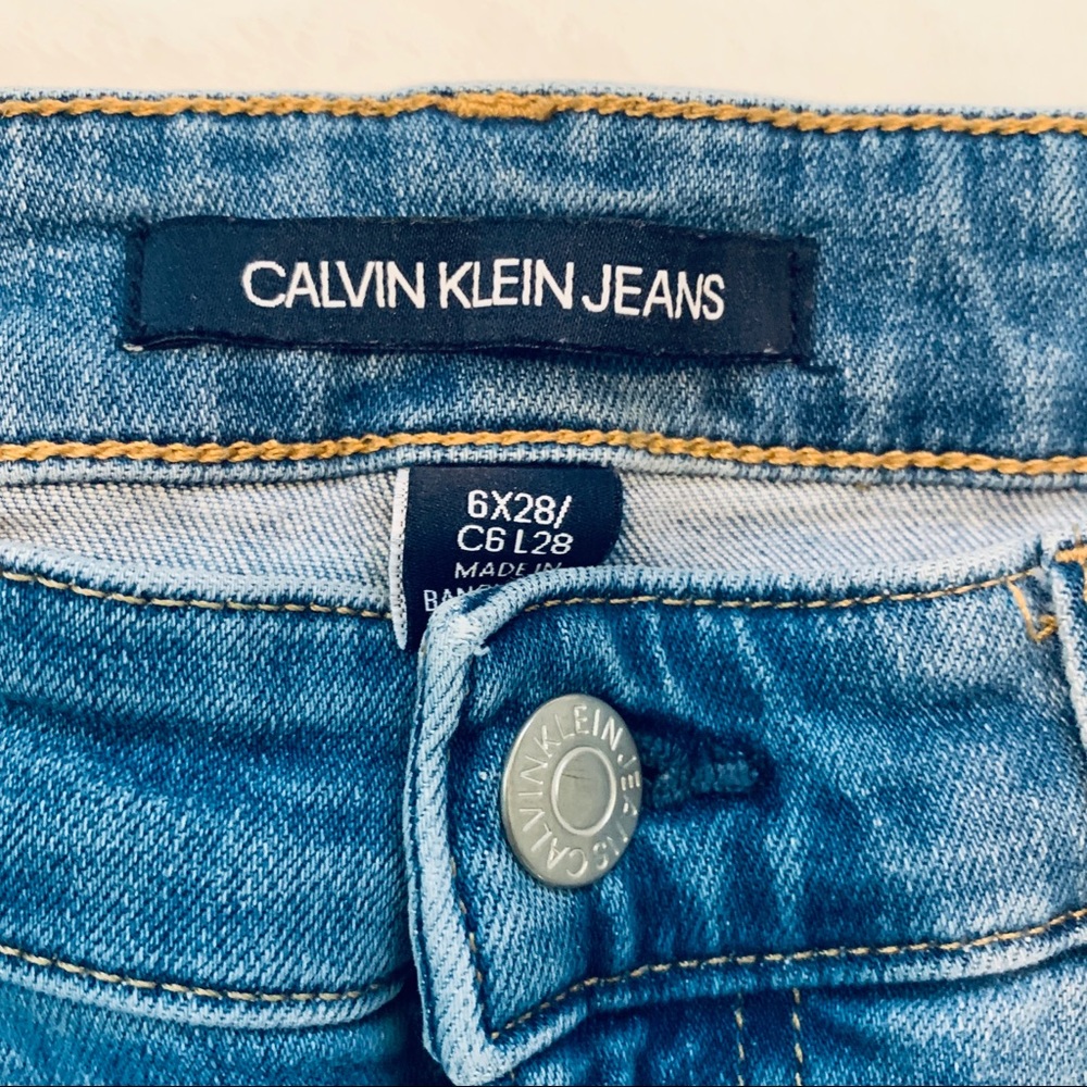 Calvin Klein Jeans size 6/28